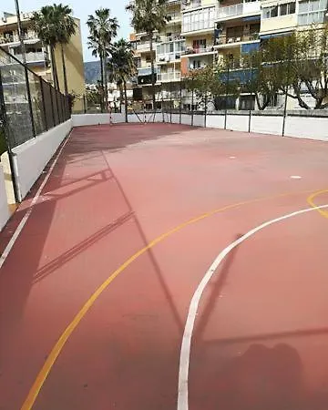 En Primera Linea De Playa, Playamar Торремолинос
